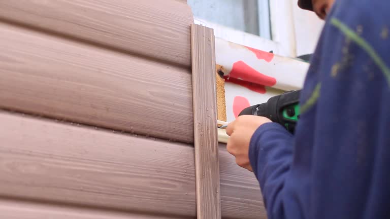 How To Choose The Right Materials for Your Siding Installation in 'Bethel, WA